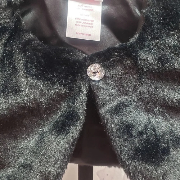 Nanette Kids Black Faux Fur Shrug with Rhinestone Button - Picture 2 of 6